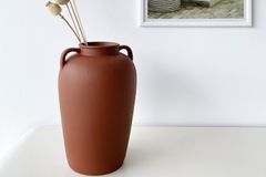 Pottle Ceramic Vase Tile, Red