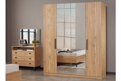 Ety Kledingkast met 4 Deuren en Spiegel