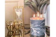 Marble Dove Gardenia Scented Candle, Grey