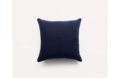 Teddy Kussen, Donkerblauw