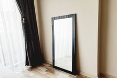 Wood Rechthoekige Staande Spiegel, 150x60 cm, Zwart