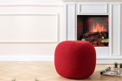 Nora Ronde Decoratieve Gebreide Poef, rood
