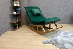 Asedia Maeve Schommelstoel, Groen & Natuurlijke Kleur