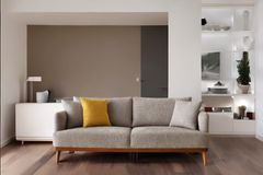 Monza 3-Zitsbank, Lichtbruin