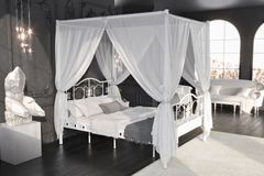 Pero Princess Metalen Bedframe met Klamboe, 140x200 cm