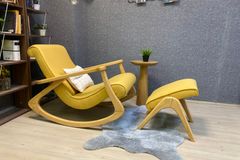 Asien Schommelstoel, Asgrauw, Geel en Natuurlijke Kleur