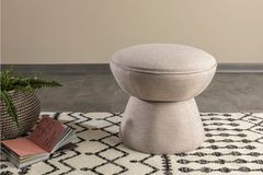 Button Poef, Ecru