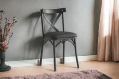 Frühling Stoel, Zwart