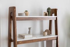 Noma Breed Boekenrek, Noot