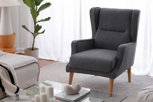 Junia Klam Oorfauteuil, Rookgrijs