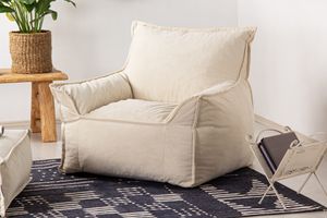 Notre Fauteuil met Hocker, Beige
