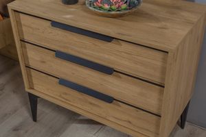 Colosseum Ladekast, Walnoot