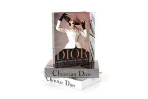 D Hat Design Decoration Book Box, Black