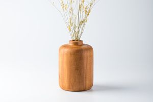 Tulip Vase aus Holz