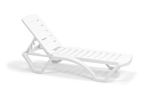 Nandy Lounge Outdoor Chair, White