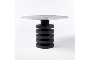 Column Tisch aus Marmor