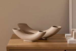 Buccina Duo Vase, Cream