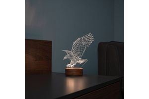 Stolní LED lampa orel s dřevěným podstavcem Bylamp