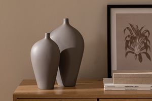 Sada dvou šedohnědých váz Organic Curve