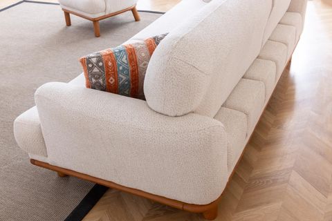 VALENT KOLTUK TAKIMI