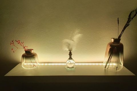 BYSAY LED DUVAR LAMBASI APLİK DUVAR RAFI RGB KUMANDALI, TEKLİ