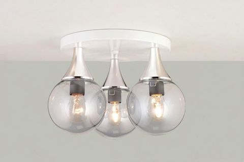 TAVANA YAKIN 3 ŞEFFAF CAMLI TEPSİLİ BEYAZ AVİZE KROM