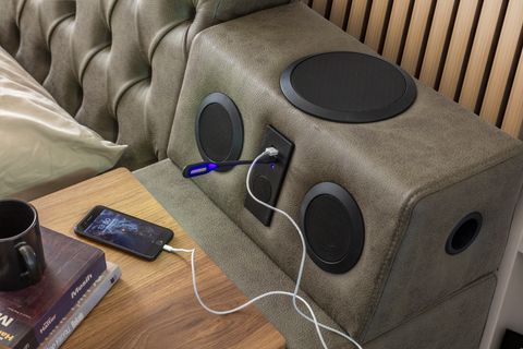 ROME TV MODÜLLÜ MASAJLI AKILLI KARYOLA, KAHVERENGİ