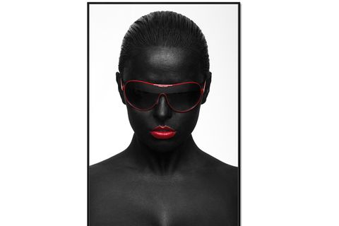 KIRMIZI RUJLU KADIN AKRİLİK TABLO, 80X120