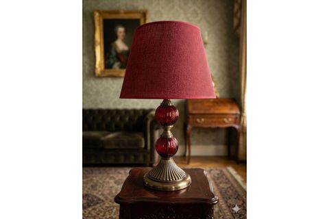 RETRO ABAJUR KIRMIZI CAMLI ESKİTME KAPLAMALI BORDO ŞAPKALI
