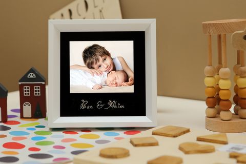 FOTOĞRAF ÇERÇEVESİ, BEN VE ABİM