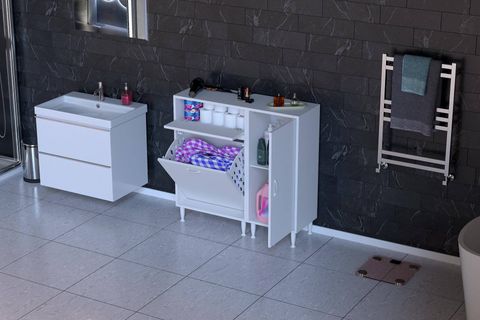 YENİCE BANYO DOLABI, 3 SEPETLİ, 135 CM
