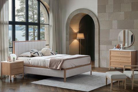 TRAVO YATAK ODASI TAKIMI