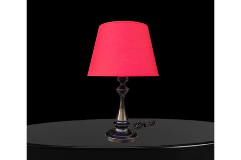 FARO ABAJUR METAL SİYAH GÖVDELİ, KIRMIZI ABAJUR ŞAPKALI