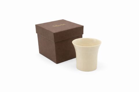 FLUTED STONEWARE BARDAK, DERİ TUTACAKLI KREM