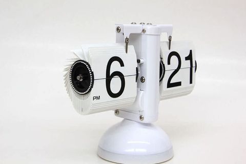 MASA SAATİ YAPRAK MODELİ C0444