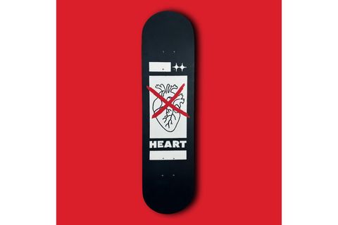 NO HEARTS KAYKAY EL YAPIMI AHŞAP DUVAR DEKORU