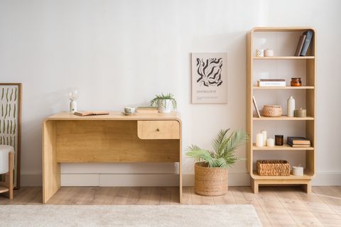 GİRONA ÇEKMECELİ ÇALIŞMA MASASI, MEŞE