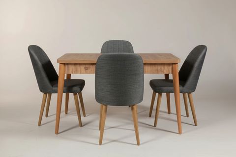 PERA MASA TAKIMI, ATLANTİK ÇAM