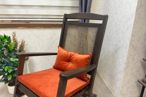 ASEDİA VERANDA HASIRLI MİNDERLİ SALLANAN SANDALYE, TURUNCU, CEVİZ AYAK