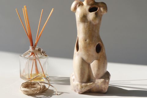 BİBLO HEYKEL KADIN FİGÜRÜ