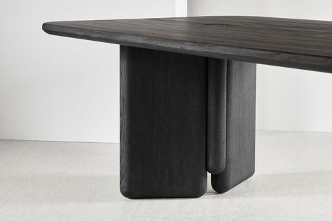 GAJAH BASQUE YEMEK MASASI, SİYAH, 215X100