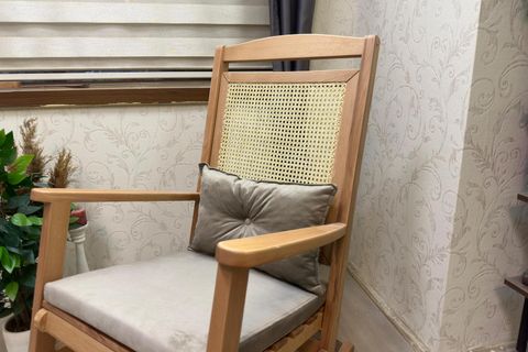 ASEDİA VERANDA HASIRLI MİNDERLİ SALLANAN SANDALYE, VİZON, NATUREL AYAK