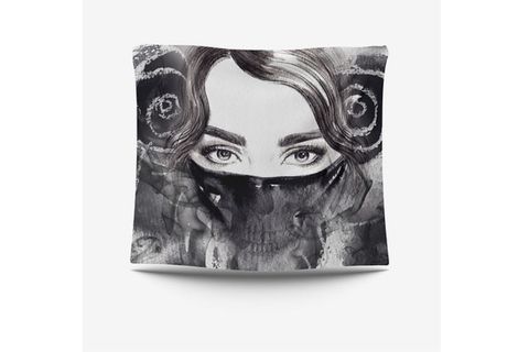 GIRL N SKULL DUVAR ÖRTÜSÜ, 150X130