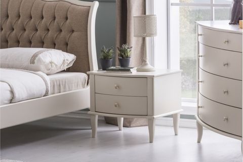 QUEEN YATAK ODASI TAKIMI