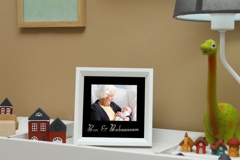 FOTOĞRAF ÇERÇEVESİ, BEN VE BABAANNEM