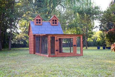 MANDU BAHÇELİ ULTRA LÜKS AHŞAP KÖPEK KULÜBESİ
