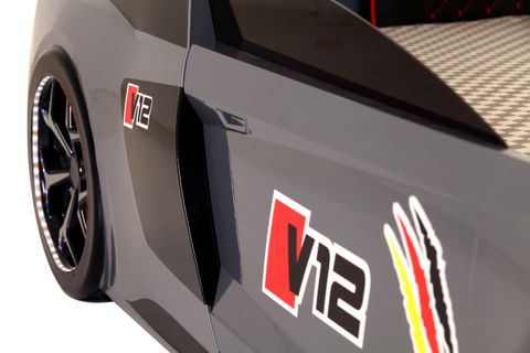 AUDİ FULL LEDLİ KUMANDALI VE MÜZİKLİ ARABALI YATAK, GRİ