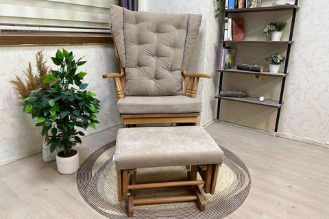 ASEDİA MAMA PUFLU SALLANAN SANDALYE, BEJ, NATUREL AHŞAP AYAK