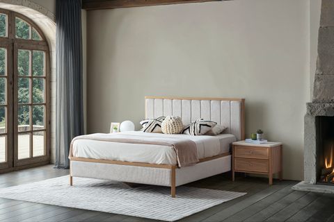 TRAVO YATAK ODASI TAKIMI