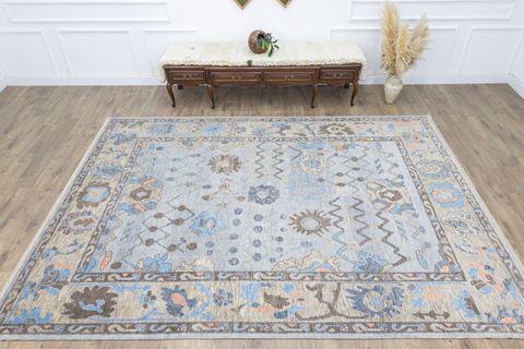 SOHO ANTİQ CLANDRAS YÖRESEL UŞAK DESENLİ MODERN YÜN HALI, 262X377CM